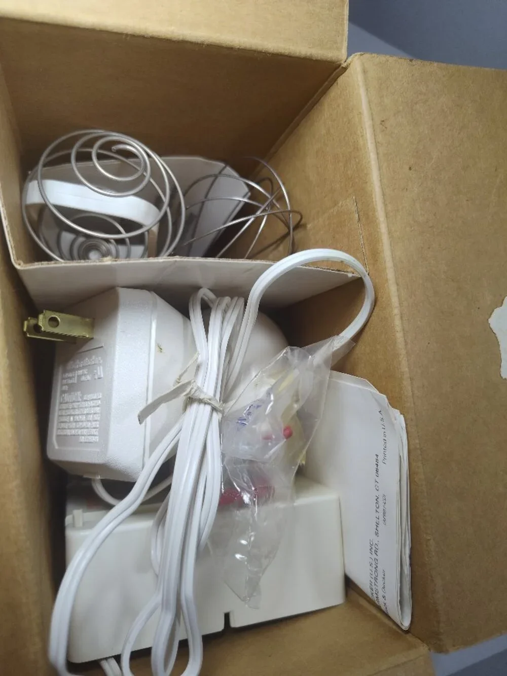 Vintage Black & Decker HandyMixer Cordless Beater 9210 Open Box Complete